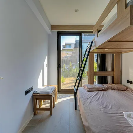 Vila For Large Families, Duplex Villa-305 Çeşme